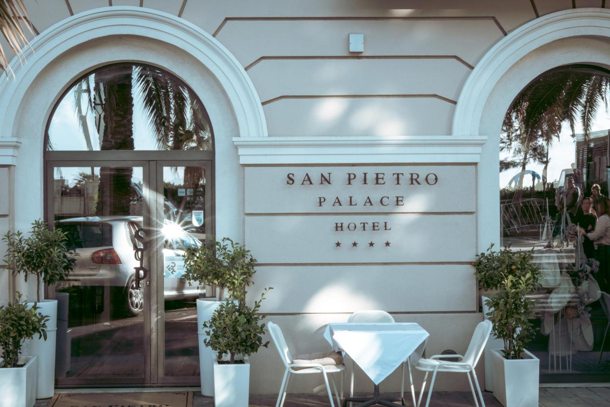 Hotel San Pietro Palace Финале Лигуре Экстерьер фото