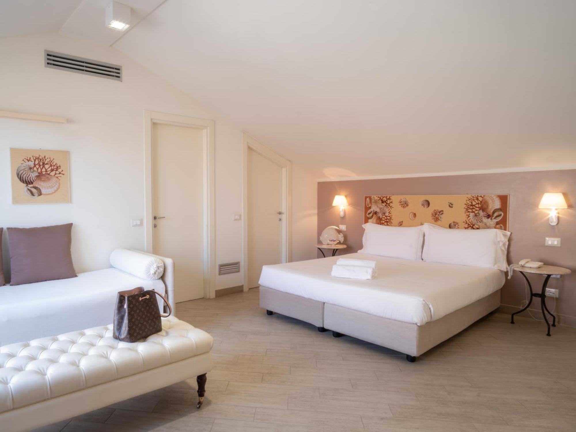 Hotel San Pietro Palace Финале Лигуре Экстерьер фото